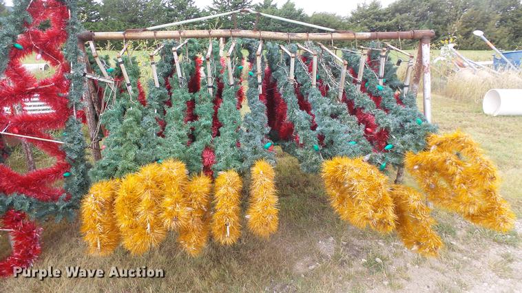 image for item FO9154 (32) street light Christmas trees/decorations