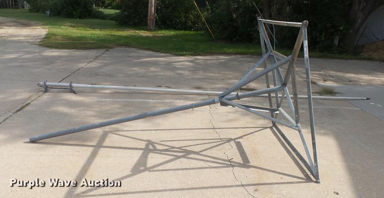 image for item FO9155 Radio tower