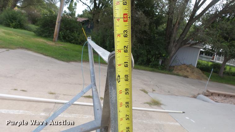 image for item FO9155 Radio tower