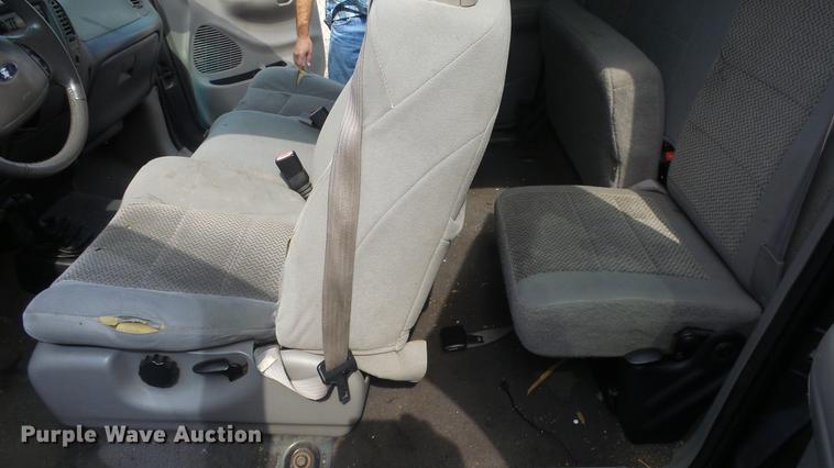 image for item FO9172 2004 Ford F150 SuperCab pickup truck