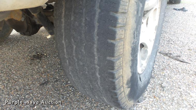 image for item FO9172 2004 Ford F150 SuperCab pickup truck