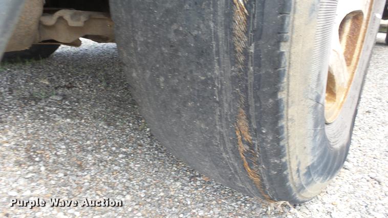 image for item FO9172 2004 Ford F150 SuperCab pickup truck