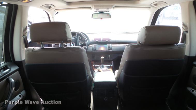 image for item FO9173 2005 BMW X5 SUV