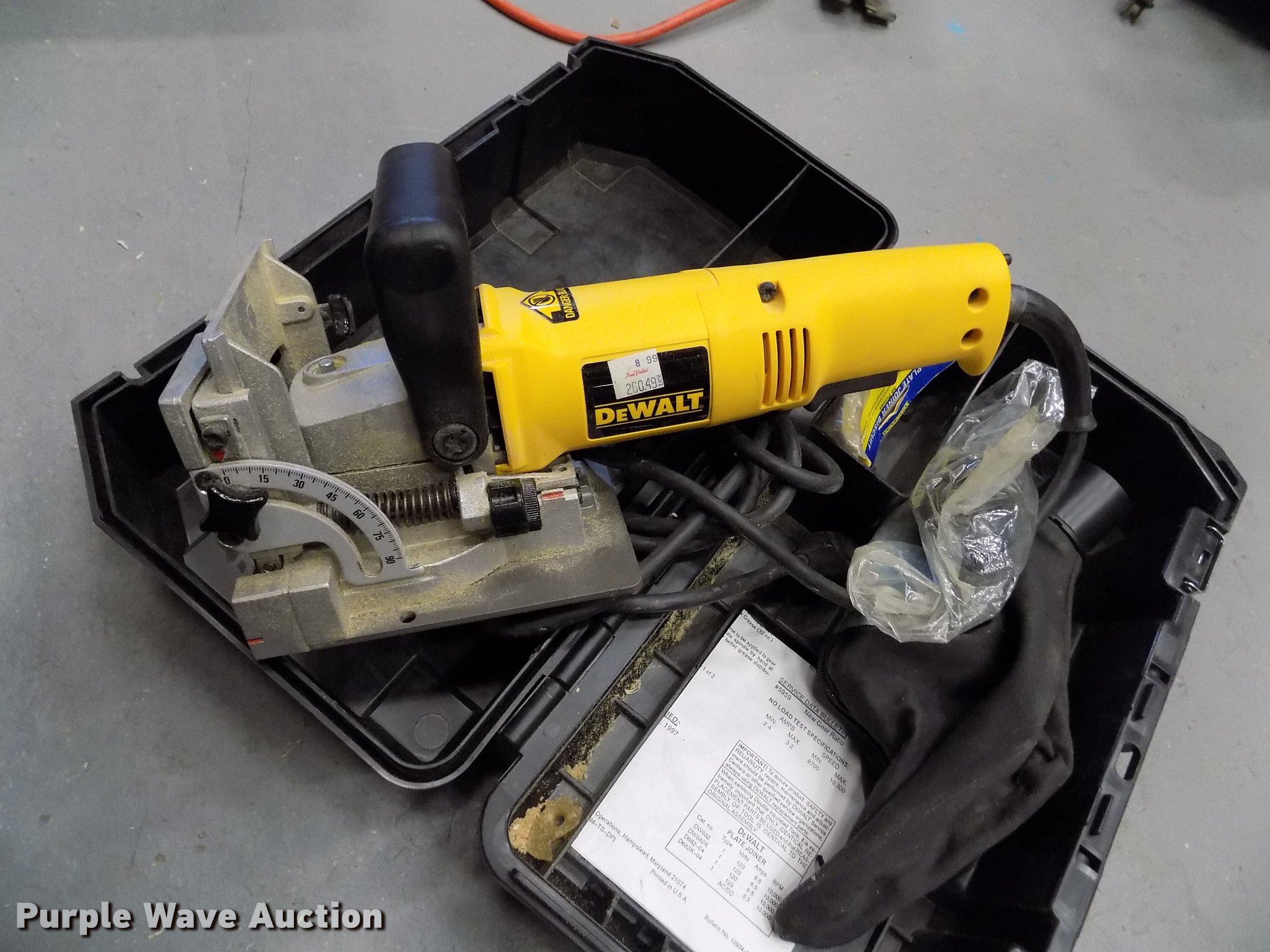 DeWalt DW682 biscuit joiner in Hays, KS Item ER9165 sold Purple Wave