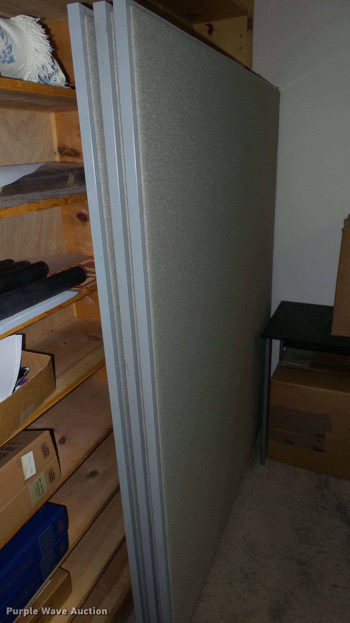 Furniture in Haysville, KS Item FO9218 sold Purple Wave