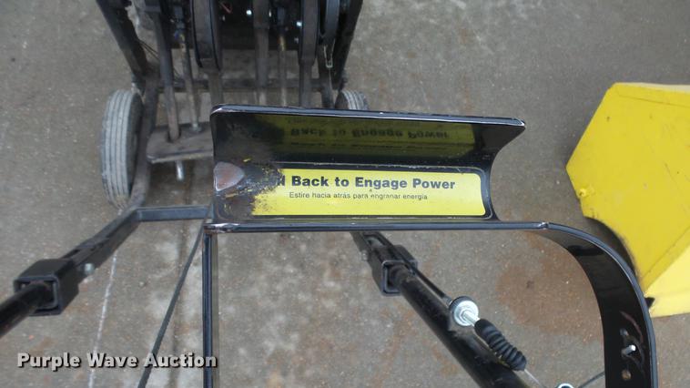 image for item AM9180 Lawn aerator