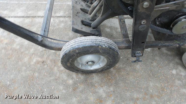 image for item AM9180 Lawn aerator
