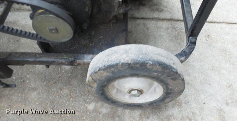 image for item AM9180 Lawn aerator