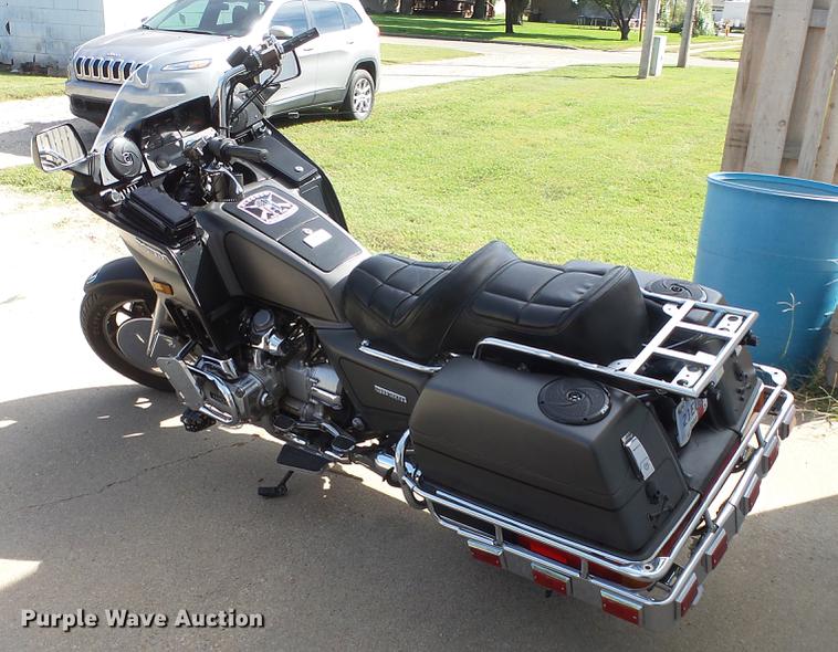 image for item AM9212 1987 Honda Goldwing GL1200 motorcycle