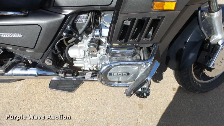 image for item AM9212 1987 Honda Goldwing GL1200 motorcycle