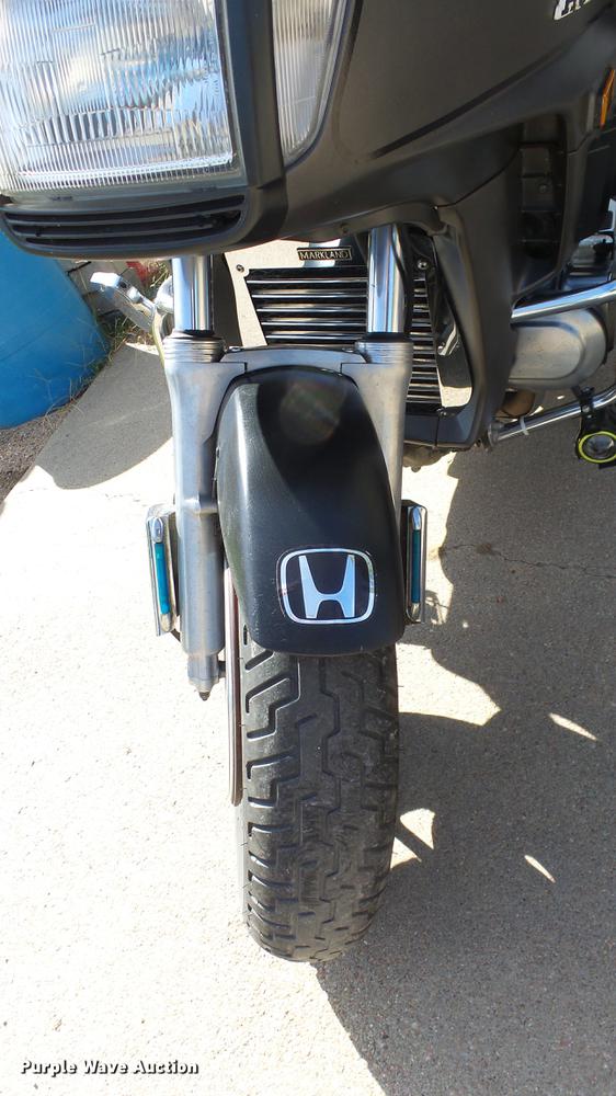 image for item AM9212 1987 Honda Goldwing GL1200 motorcycle