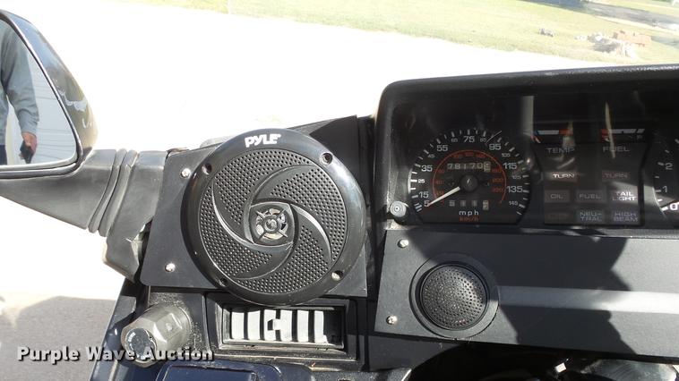 image for item AM9212 1987 Honda Goldwing GL1200 motorcycle