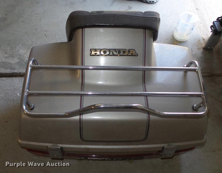 image for item AM9212 1987 Honda Goldwing GL1200 motorcycle