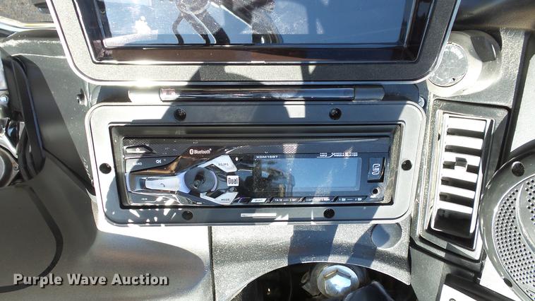 image for item AM9212 1987 Honda Goldwing GL1200 motorcycle