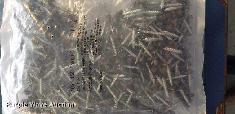 image for item AX9010 Metal paneling for a 30' x 40' x 10' building