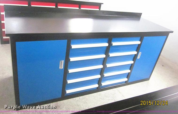 image for item DA8283 Steel tool bench