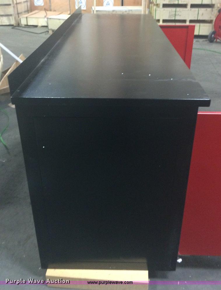 image for item DA8283 Steel tool bench