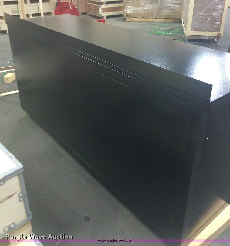 image for item DA8284 Steel tool bench