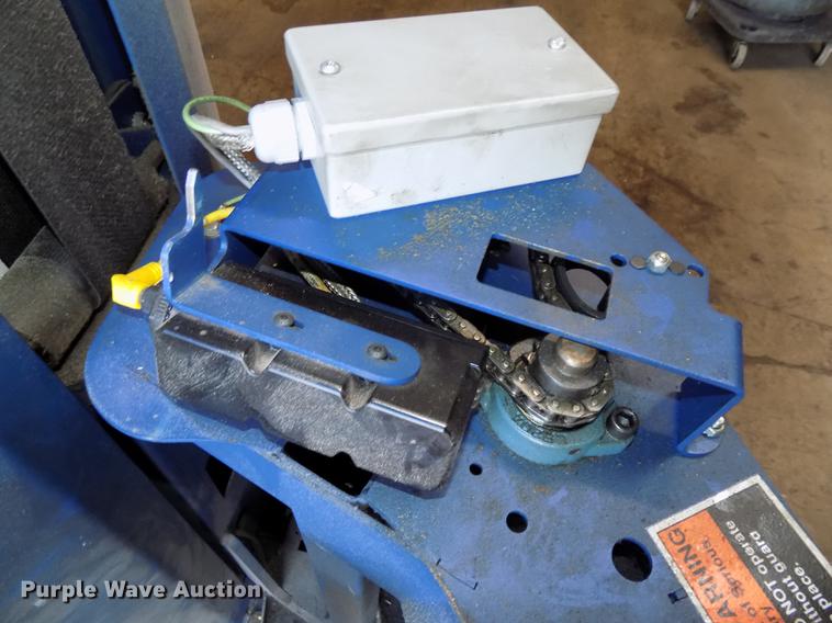 image for item DB8546 2010 Lantech Q300XT stretch wrapping system