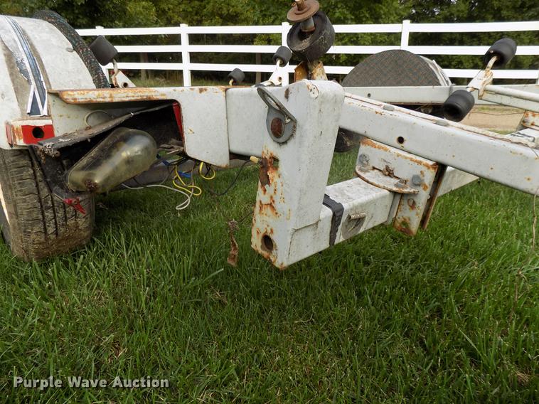 image for item DB8548 Midwest Industries Shorelander boat trailer