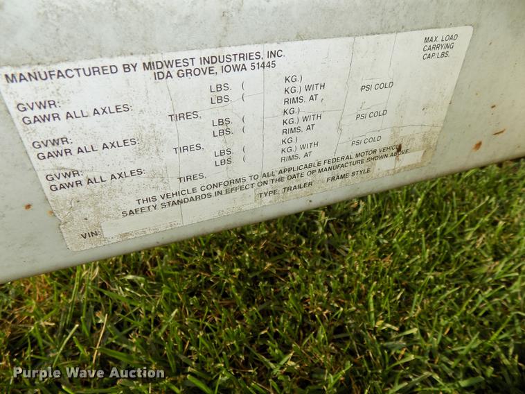 image for item DB8548 Midwest Industries Shorelander boat trailer