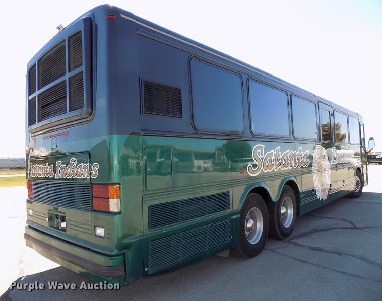 image for item DB8557 2000 Blue Bird LTC40 coach bus