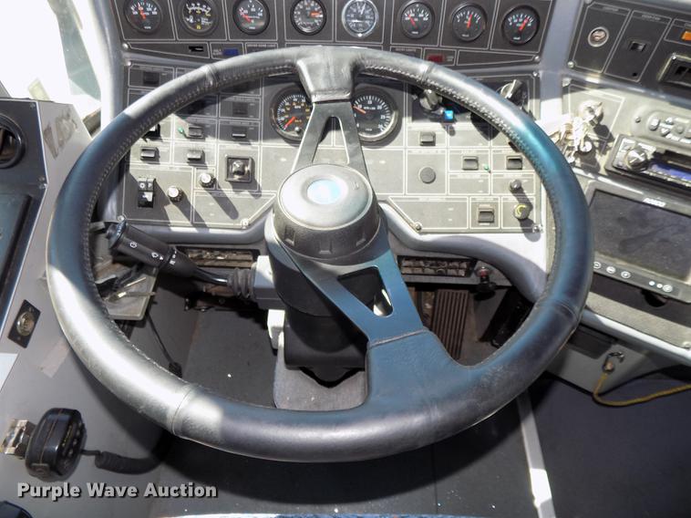 image for item DB8557 2000 Blue Bird LTC40 coach bus