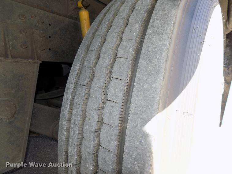 image for item DB8557 2000 Blue Bird LTC40 coach bus