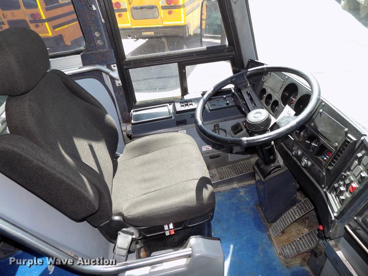 image for item DB8558 1996 MCI 102-D3 coach bus