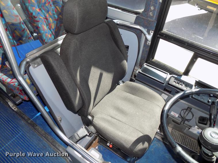 image for item DB8558 1996 MCI 102-D3 coach bus