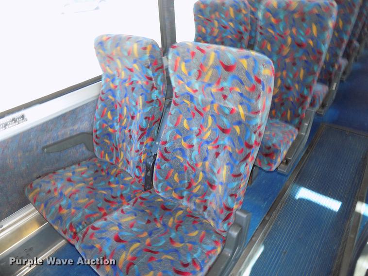 image for item DB8558 1996 MCI 102-D3 coach bus