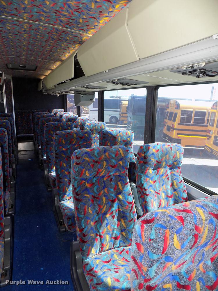 image for item DB8558 1996 MCI 102-D3 coach bus