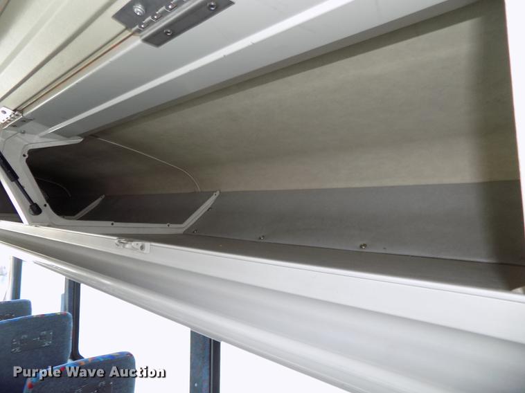 image for item DB8558 1996 MCI 102-D3 coach bus