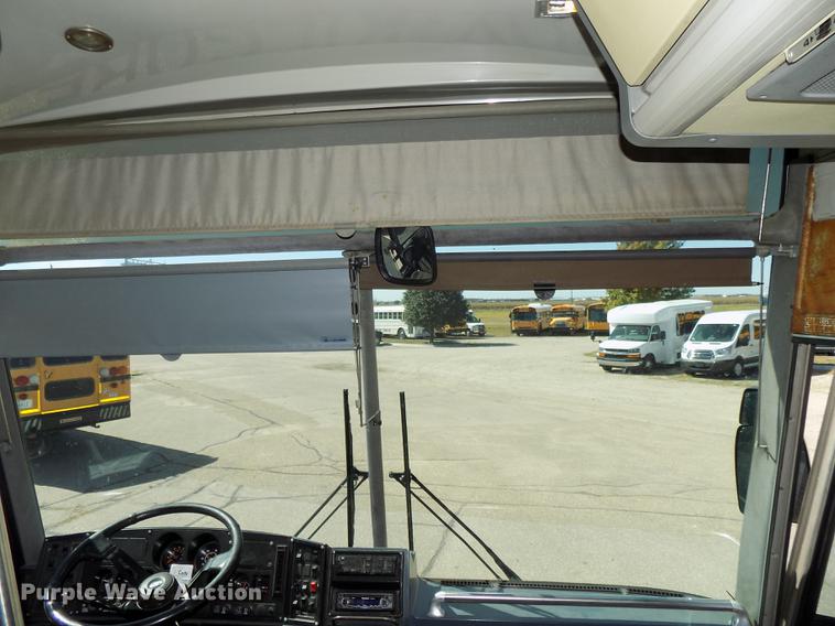 image for item DB8558 1996 MCI 102-D3 coach bus