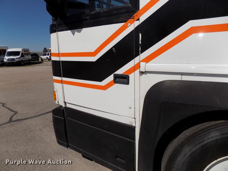 image for item DB8558 1996 MCI 102-D3 coach bus