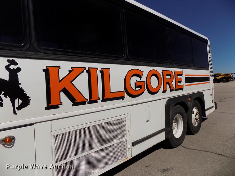 image for item DB8558 1996 MCI 102-D3 coach bus