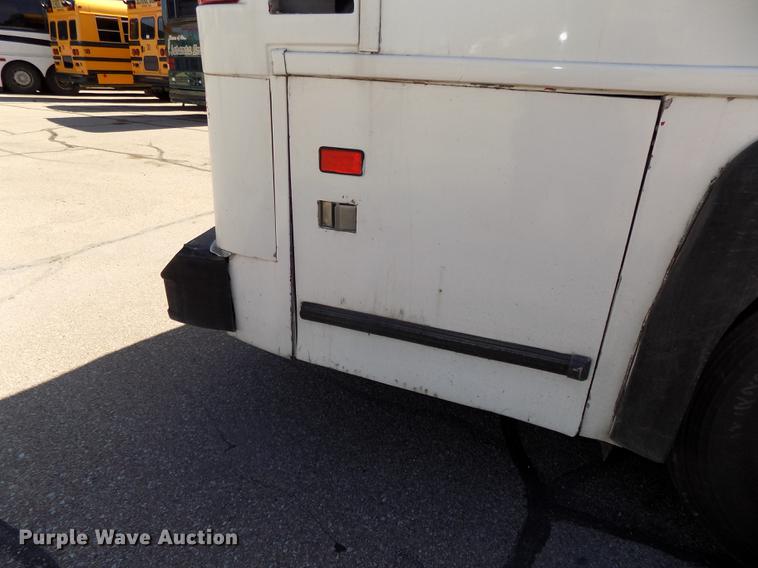 image for item DB8558 1996 MCI 102-D3 coach bus