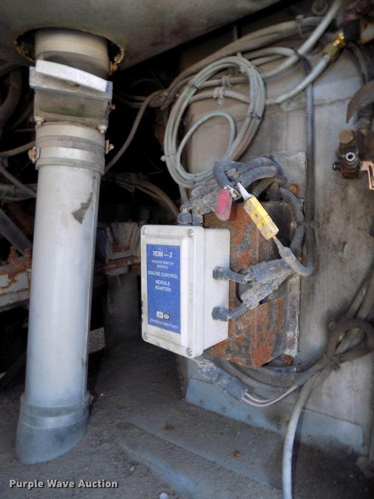 image for item DB8558 1996 MCI 102-D3 coach bus