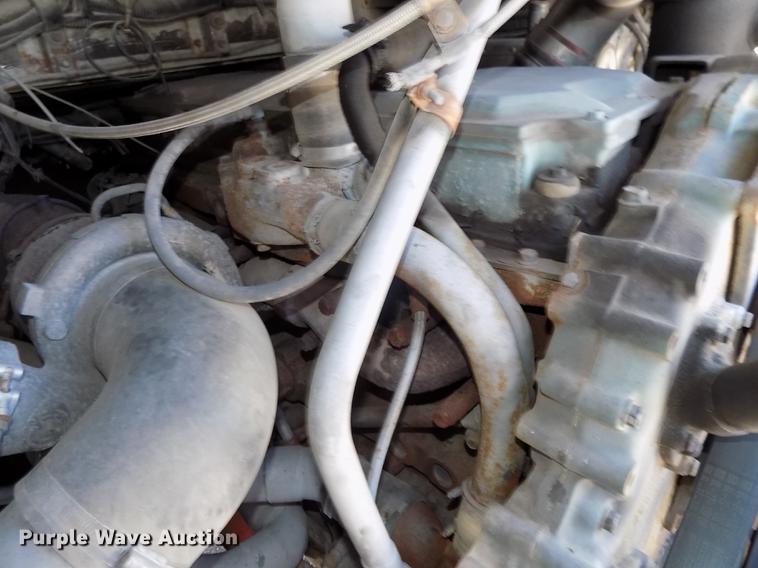 image for item DB8558 1996 MCI 102-D3 coach bus