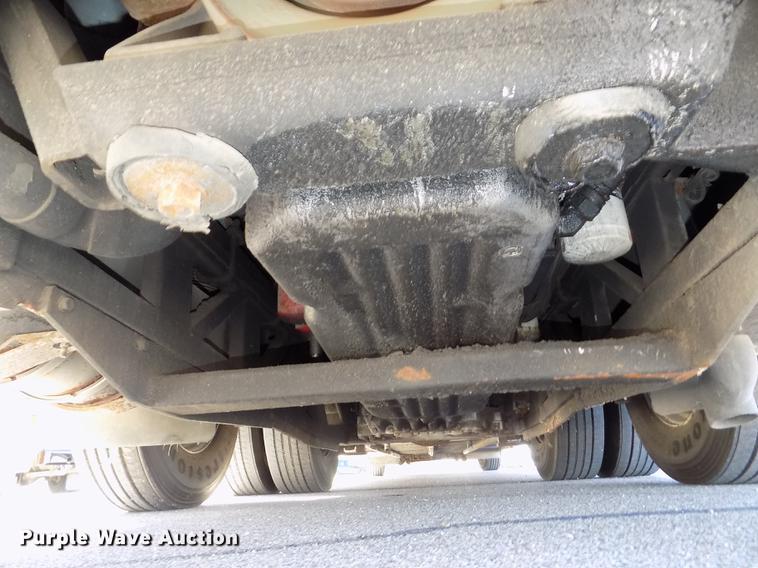 image for item DB8558 1996 MCI 102-D3 coach bus