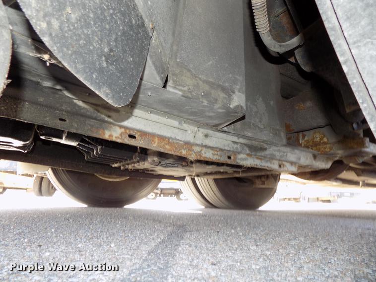 image for item DB8558 1996 MCI 102-D3 coach bus