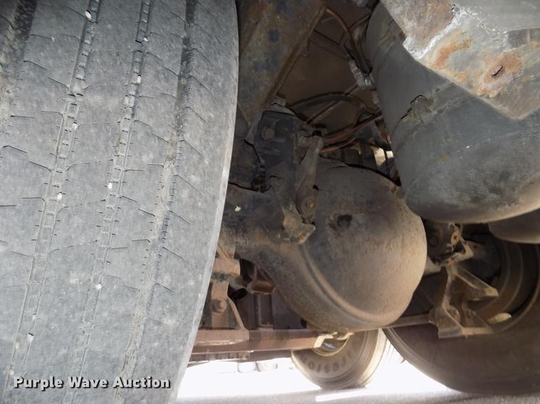 image for item DB8558 1996 MCI 102-D3 coach bus