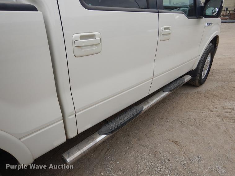 image for item DB9324 2009 Ford F150 Lariat SuperCrew pickup truck