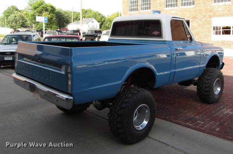 image for item DD4372 1967 Chevrolet K10 pickup truck