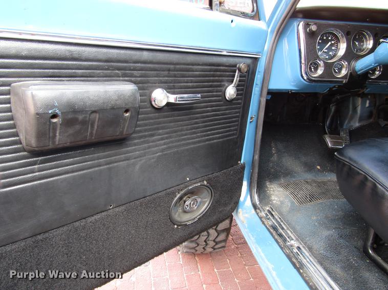 image for item DD4372 1967 Chevrolet K10 pickup truck