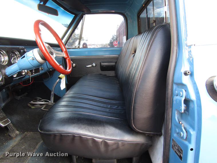 image for item DD4372 1967 Chevrolet K10 pickup truck