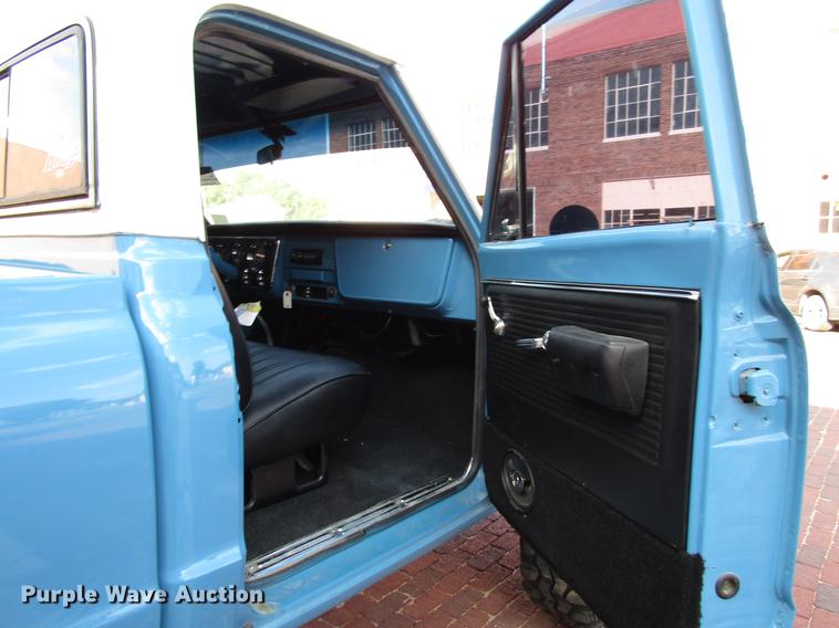 image for item DD4372 1967 Chevrolet K10 pickup truck