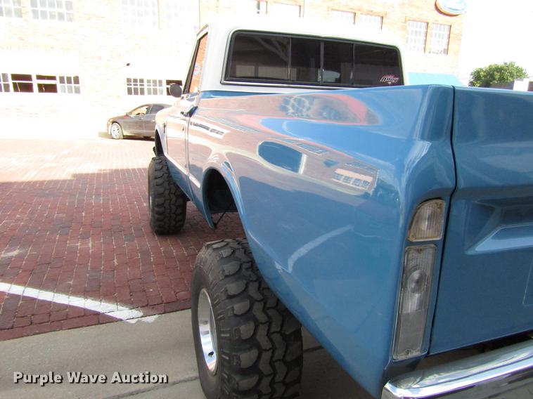 image for item DD4372 1967 Chevrolet K10 pickup truck