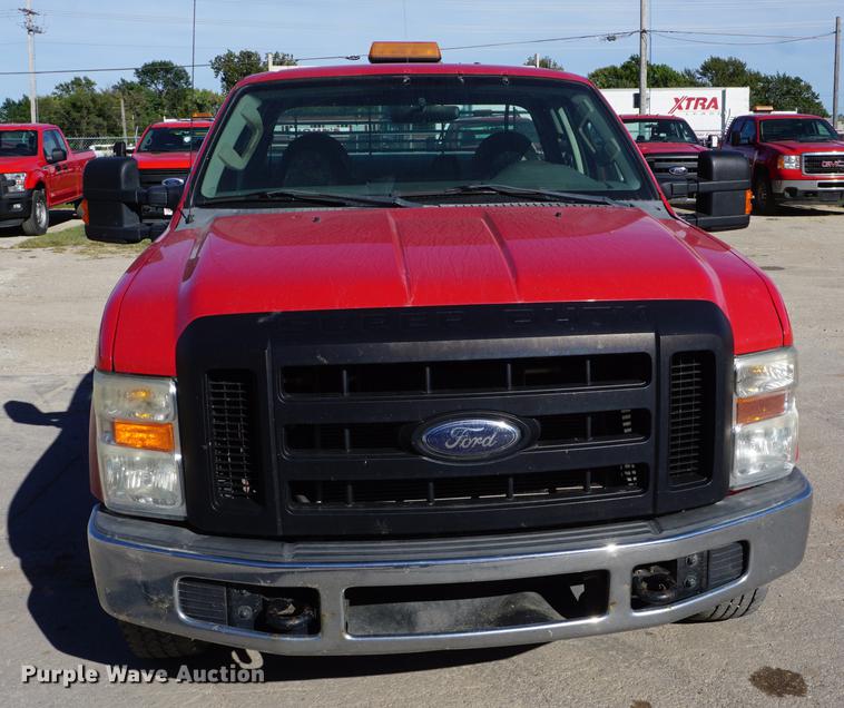 image for item DD6587 2010 Ford F250 Super Duty SuperCab pickup truck