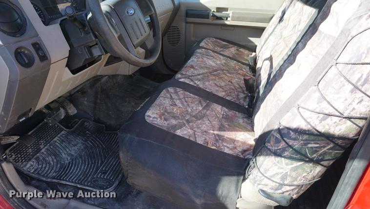 image for item DD6587 2010 Ford F250 Super Duty SuperCab pickup truck